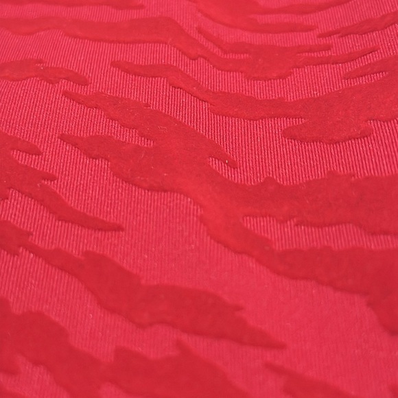 Lululemon | size 2 | lunar new year wunder under HR tight - Picture 5 of 12